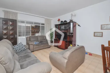 Casa com 3 Quartos à venda, 180m² no Vila Liviero, São Paulo