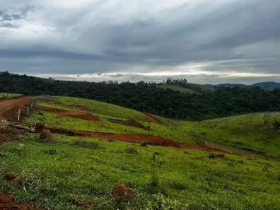 Lote/Terreno à venda, 600m² no , Igaratá