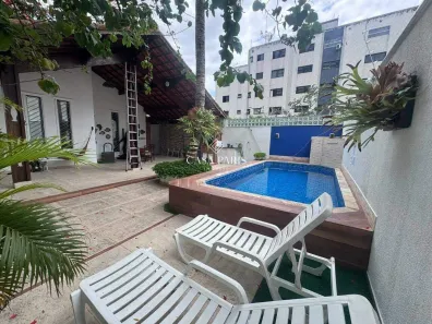 Sobrado com 3 Quartos à venda, 203m² no Aviação, Praia Grande