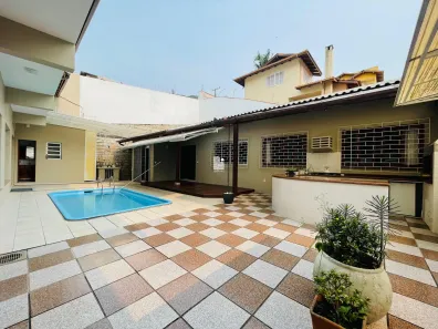 Casa com 2 Quartos à venda, 220m² no Trindade, Florianópolis