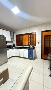 Sobrado com 3 Quartos à venda, 172m² no Parque Residencial Flamboyant, São José dos Campos