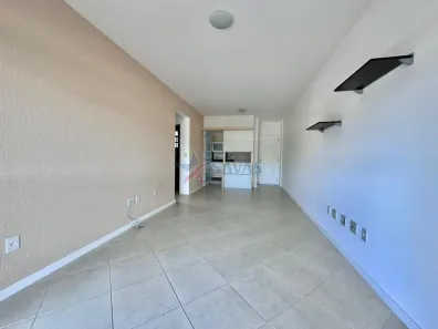 Apartamento com 2 Quartos para alugar, 71m² no Itacorubi, Florianópolis