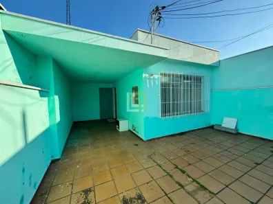 Casa com 2 Quartos à venda, 153m² no Vila Rio Branco, Jundiaí