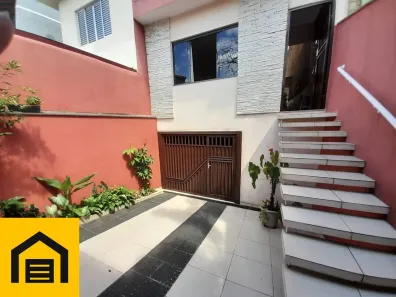 Sobrado com 3 Quartos à venda, 250m² no Jardim Araguaia, Mauá