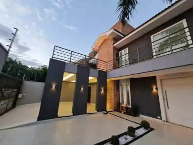 Sobrado com 3 Quartos à venda, 293m² no Carandá Bosque, Campo Grande