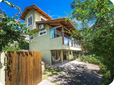 Casa com 3 Quartos à venda, 210m² no Lagoa da Conceição, Florianópolis