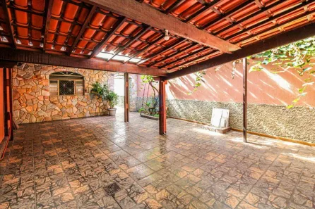 Casa com 3 Quartos à venda, 360m² no Fonte Grande, Contagem