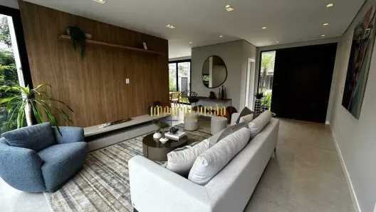 Sobrado com 3 Quartos à venda, 225m² no Mogi Moderno, Mogi das Cruzes