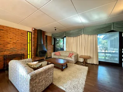 Casa com 5 Quartos à venda, 338m² no Jardim Lindóia, Porto Alegre