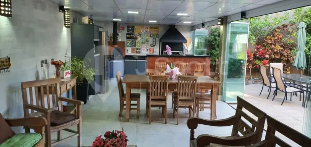 Sobrado com 4 Quartos à venda, 350m² no Chácara Monte Alegre, São Paulo