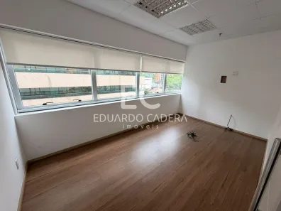 Sala Comercial para alugar, 72m² no Vila Olímpia, São Paulo