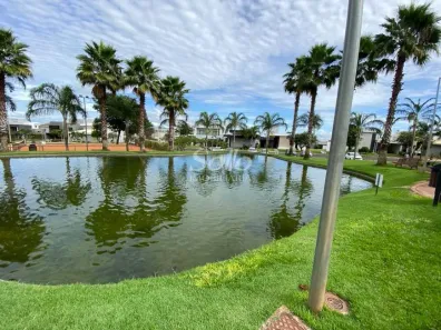 Casa de Condomínio com 3 Quartos à venda, 269m² no Shopping Park, Uberlândia