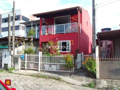 Casa com 1 Quarto à venda, 100m² no Rio Tavares, Florianópolis