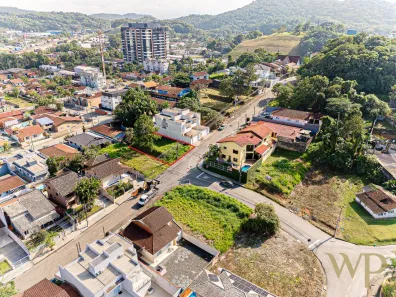 Lote/Terreno à venda, 390m² no Anita Garibaldi, Joinville