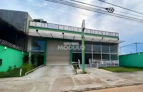Ponto Comercial para alugar, 1100m² no Saraiva, Uberlândia