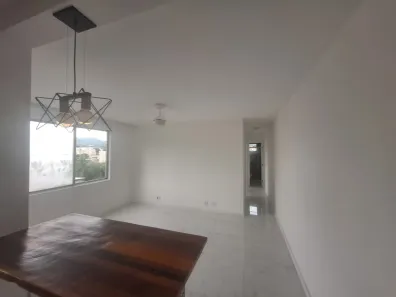 Apartamento com 2 Quartos à venda, 53m² no Taquara, Rio de Janeiro
