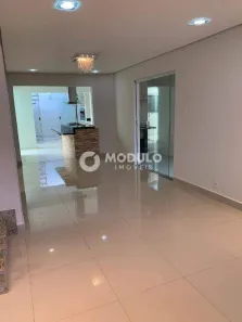 Casa de Condomínio com 5 Quartos à venda, 208m² no Morada da Colina, Uberlândia