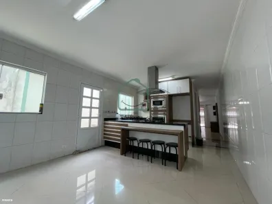 Casa com 3 Quartos à venda, 179m² no Jardim das Flores, Suzano