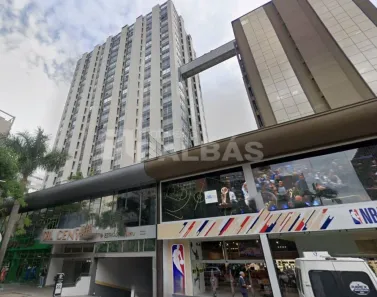 Imóvel Comercial para venda ou aluguel, 424m² no Jardim Paulistano, São Paulo