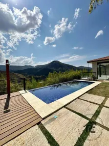 Casa com 3 Quartos à venda, 600m² no Itaipava, Petrópolis
