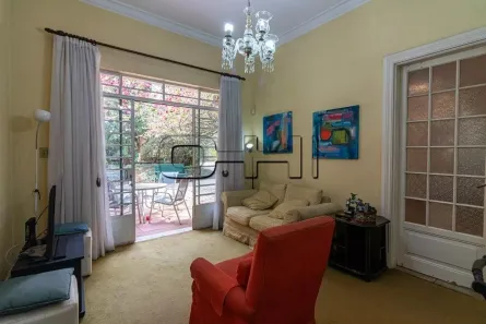 Casa com 5 Quartos para alugar, 1400m² no Jardim Novo Mundo, São Paulo