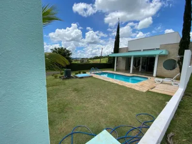 Casa de Condomínio com 3 Quartos à venda, 200m² no Vila Sao Luiz, Porangaba
