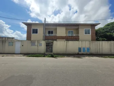 Apartamento com 2 Quartos para alugar, 55m² no Barrocão, Itaitinga