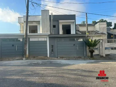Sobrado com 3 Quartos à venda, 126m² no Residencial Algarve, Mogi das Cruzes