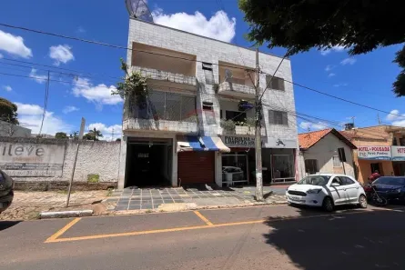 Apartamento com 4 Quartos à venda, 196m² no Centro, Araxá