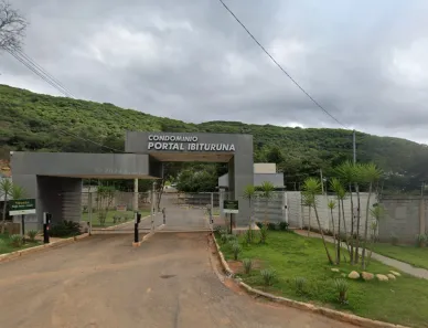 Lote/Terreno à venda, 527m² no Ibituruna, Montes Claros