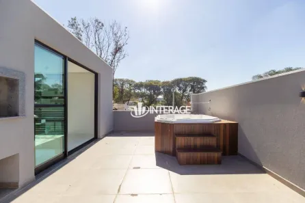 Sobrado com 3 Quartos à venda, 184m² no Água Verde, Curitiba
