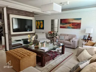 Sobrado com 3 Quartos à venda, 292m² no Três Vendas, Pelotas