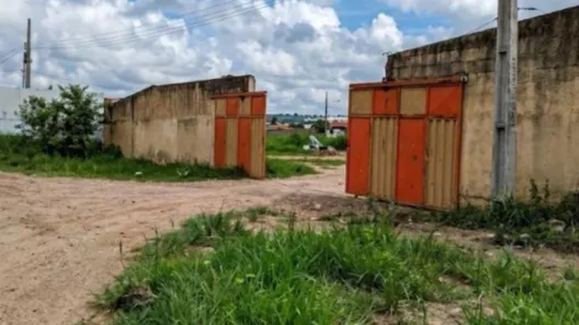 Imóvel Comercial à venda, 3015m² no Centro, Limoeiro