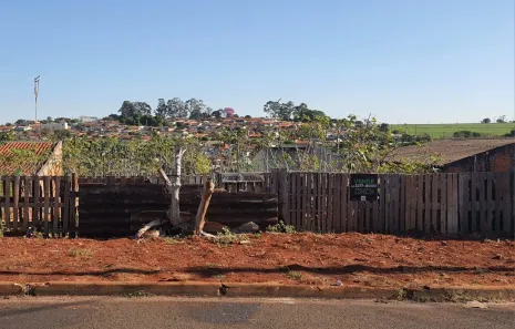 Lote/Terreno à venda, 300m² no Jardim Silvino, Cambé