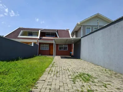 Casa com 3 Quartos para alugar, 120m² no Santa Felicidade, Curitiba