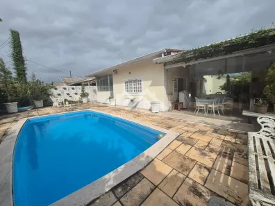 Casa com 3 Quartos à venda, 147m² no Balneário Sambura, Peruíbe