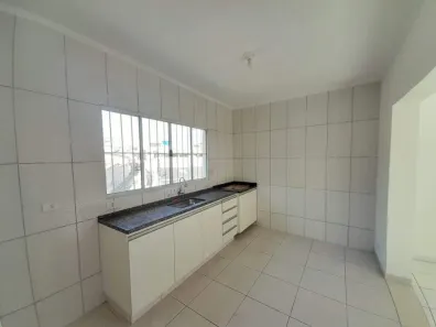 Casa com 2 Quartos para alugar, 100m² no Parque Novo Oratório, Santo André