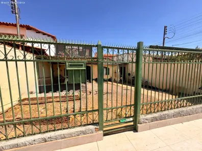 Casa com 3 Quartos à venda, 200m² no Cruzeiro Velho, Brasília