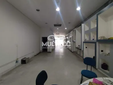 Prédio Comercial para alugar, 648m² no Vila Mathias, Santos