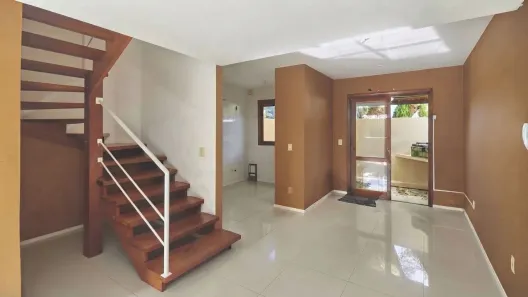 Casa de Condomínio com 3 Quartos à venda, 102m² no Espírito Santo, Porto Alegre