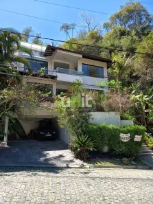 Casa de Condomínio com 5 Quartos à venda, 330m² no Badu, Niterói
