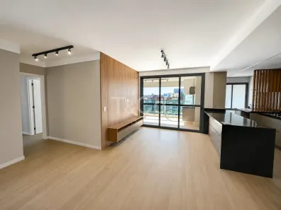 Apartamento com 3 Quartos para alugar, 117m² no Cambuí, Campinas