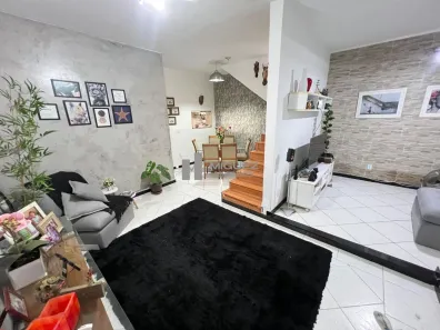 Casa com 3 Quartos à venda, 120m² no Vila Isabel, Rio de Janeiro