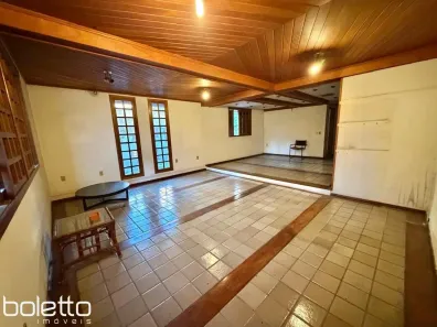 Imóvel Comercial com 3 Quartos para alugar, 219m² no Mont Serrat, Porto Alegre