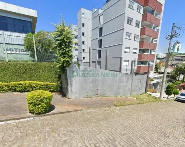 Lote/Terreno à venda, 747m² no Sagrada Família, Caxias do Sul