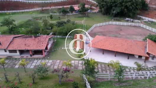 Fazenda/Sítio com 3 Quartos à venda, 450m² no Jardim Paulista, São José dos Campos