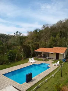 Fazenda/Sítio com 3 Quartos à venda, 21000m² no Centro, Caçapava