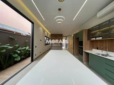 Casa de Condomínio com 4 Quartos à venda, 220m² no Vila Aviação, Bauru