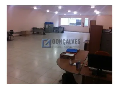 Ponto Comercial para alugar, 240m² no Baeta Neves, São Bernardo do Campo
