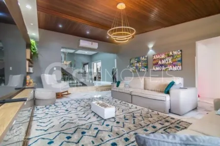 Casa com 6 Quartos à venda, 297m² no Chácara das Pedras, Porto Alegre